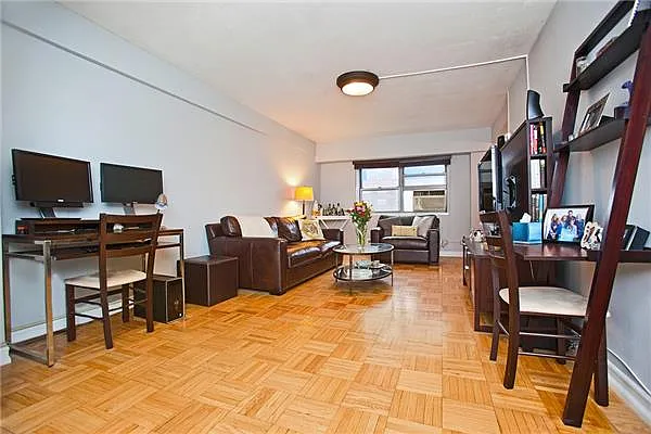 Sold by Space Marketing Shop | media 12