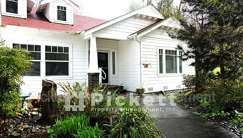 1627 Lucero Pl E Photo 1