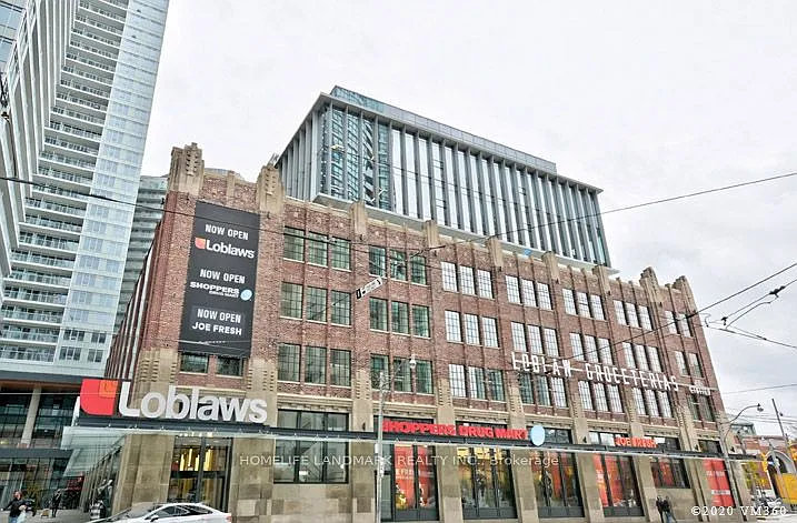 19 Bathurst St #3809 — Photo 21
