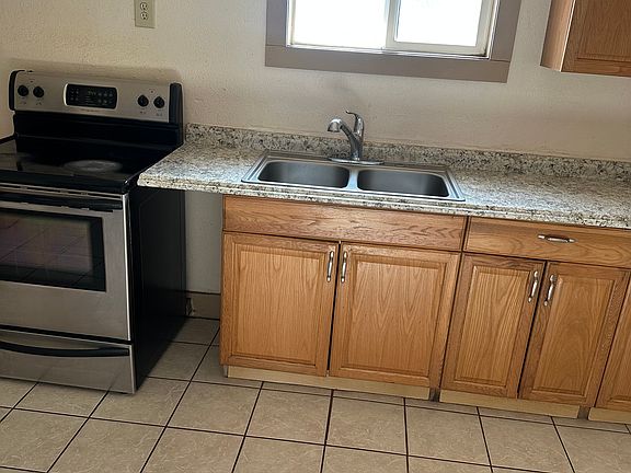 2nd image of 1434 Normal Ave