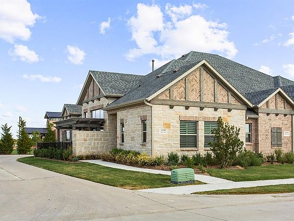 2nd image of 1120 Foxglove Ln