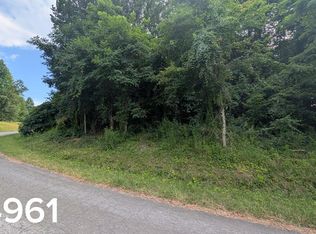 Village Loop, Abingdon, VA 24210