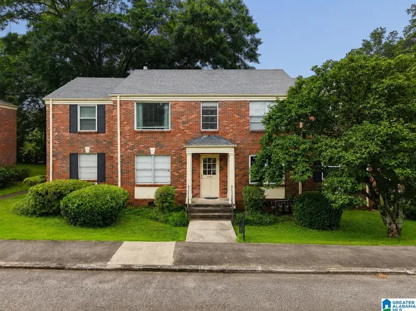 2503 Mountain Brook Cir #C, Mountain Brk, AL 35223