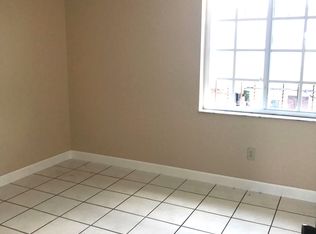 4073 W 9th Ct, Hialeah, FL 33012