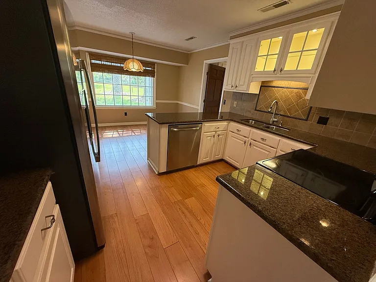 2370 Clematis Trl — Photo 5