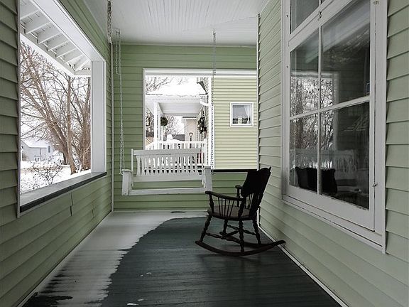 2nd image of 718 E B St