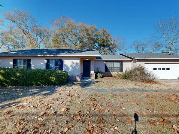 613 Melbourne Dr, Enterprise, AL 36330