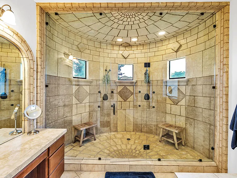 411 Cielo Cir — Photo 48
