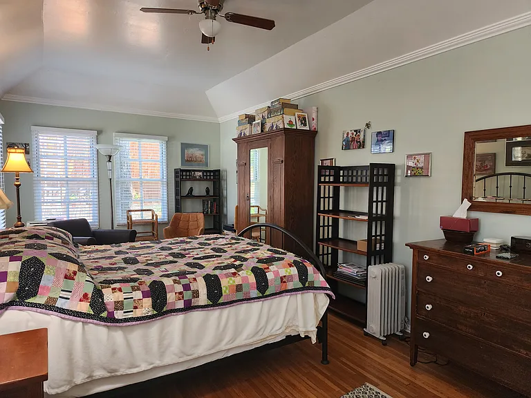 10758 Farragut Dr — Photo 22