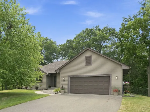 6973 4th Street Cir N, Oakdale, MN 55128
