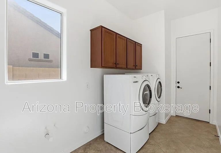 16192 W Berkeley Rd — Photo 16