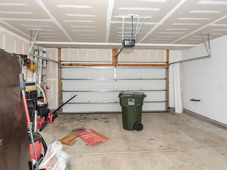 245 Swamp Creek Ln — Photo 34