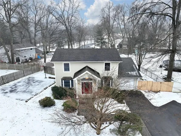 19 Pineview Avenue, Bardonia, NY 10954