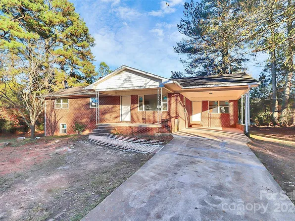 1762 Mayberry Rd, Dallas, NC 28034