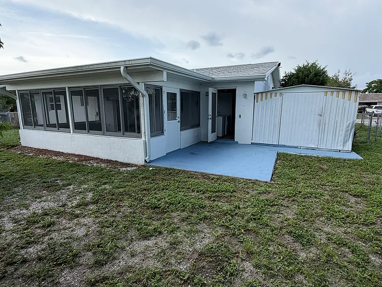 6045 Slade Rd — Photo 8