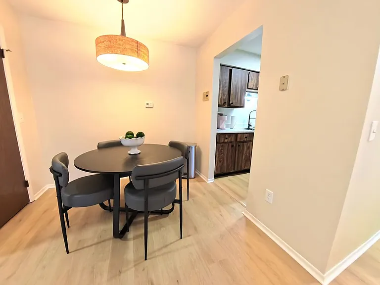 2519 Culver Road Apartments — Photo 10