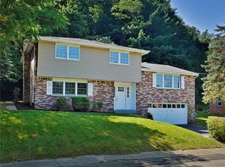 108 Calmont Dr, Pittsburgh, PA