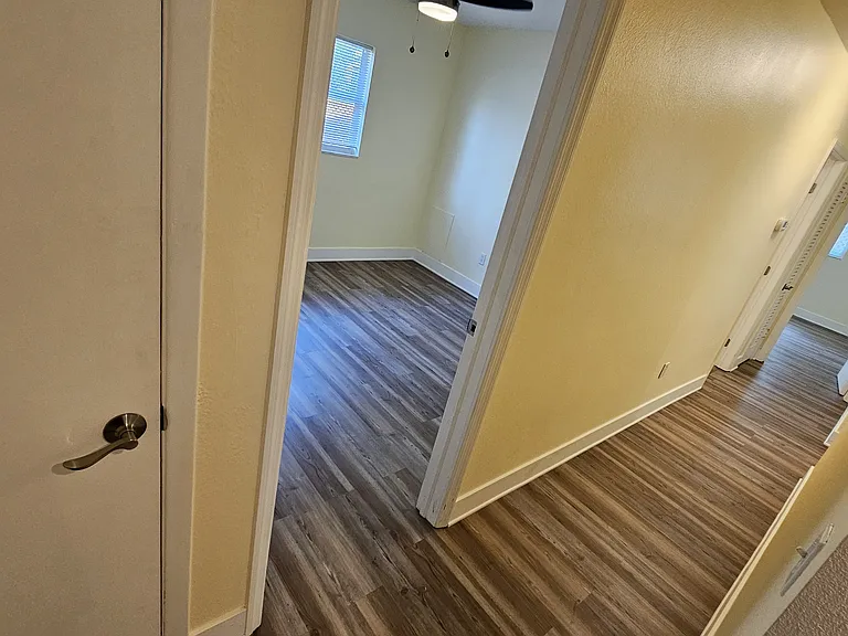 2261 W Bay Dr #1 — Photo 9