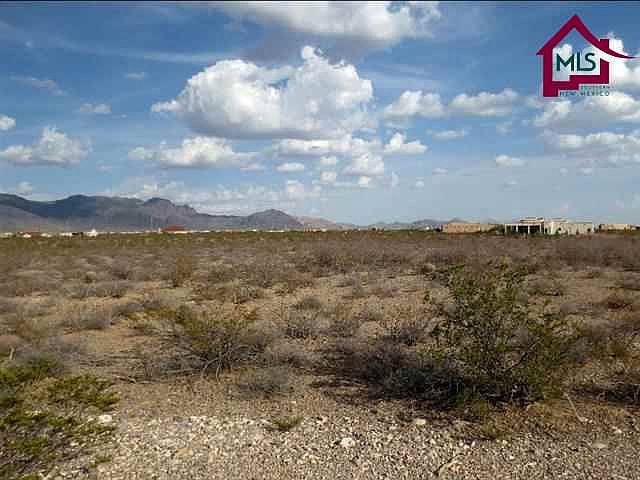 2nd image of 7868 Lion Den Canyon Way