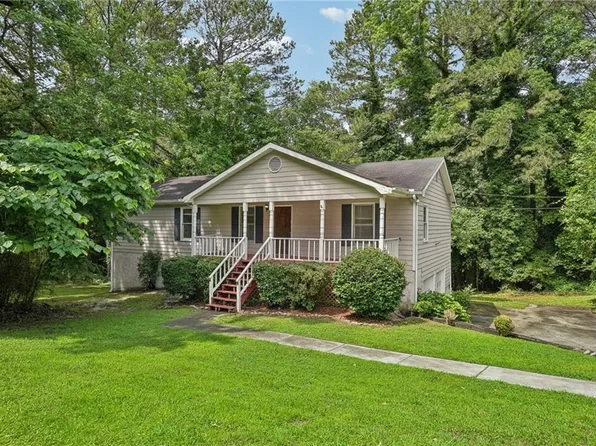 2132 Arlin St NE, Conyers, GA 30012