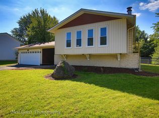 385 Stafford Ct, Bolingbrook, IL 60440