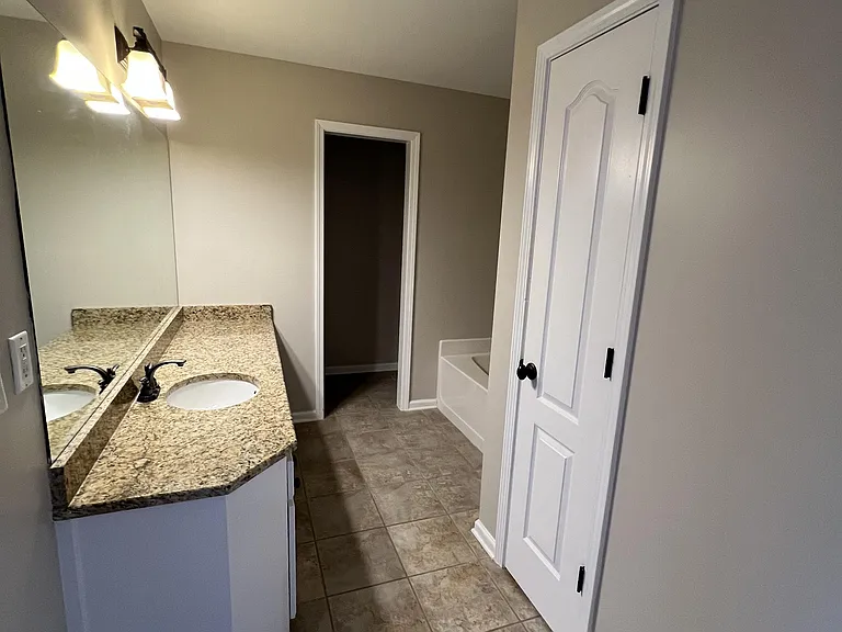 150 The Preserve Dr #1-C5 — Photo 7