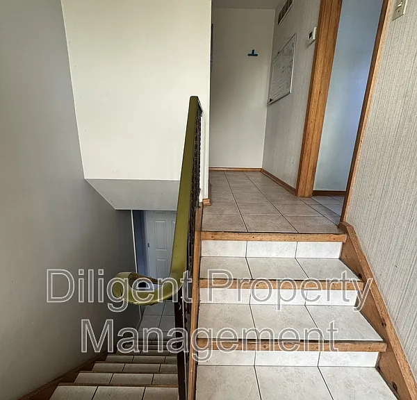 186 Collison Ave — Photo 5