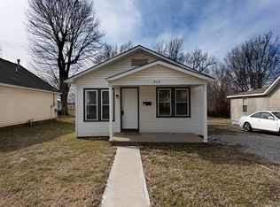943 S Nettleton Ave, Springfield, MO 65806
