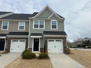 2 McGuires Pl, Simpsonville, SC 29680