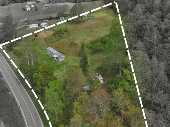 8972 Mountaineer Highway, New Martinsville, WV 26155