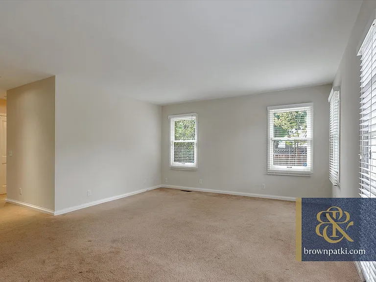 284 Margarita Ave — Photo 11