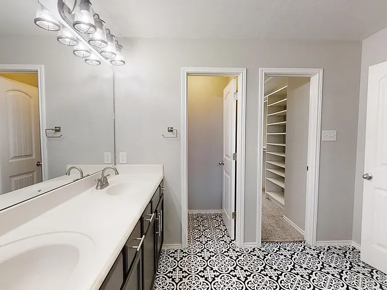 2915 Thunder Gulch — Photo 19
