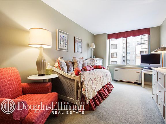 3rd image of 525 E 80th St APT 7E
