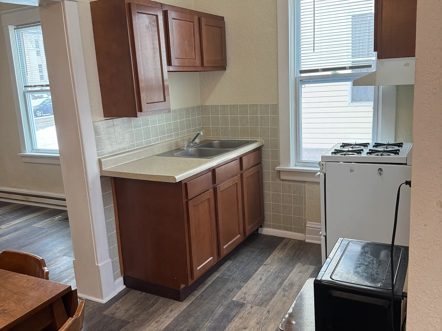 1 bed, 500 sqft, $1,050 — Photo 4