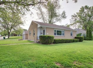 1434 N 13th St, Quincy, IL 62301