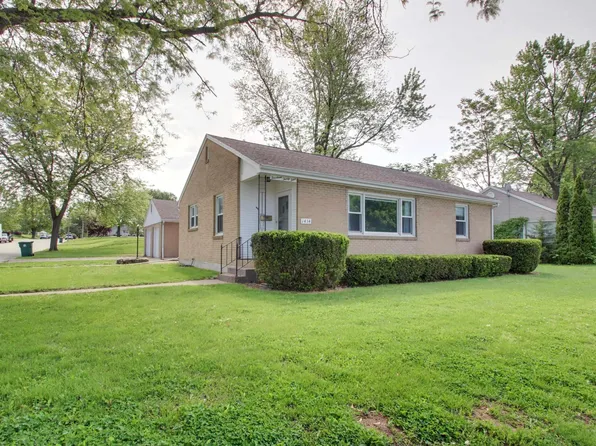 1434 N 13th St, Quincy, IL 62301