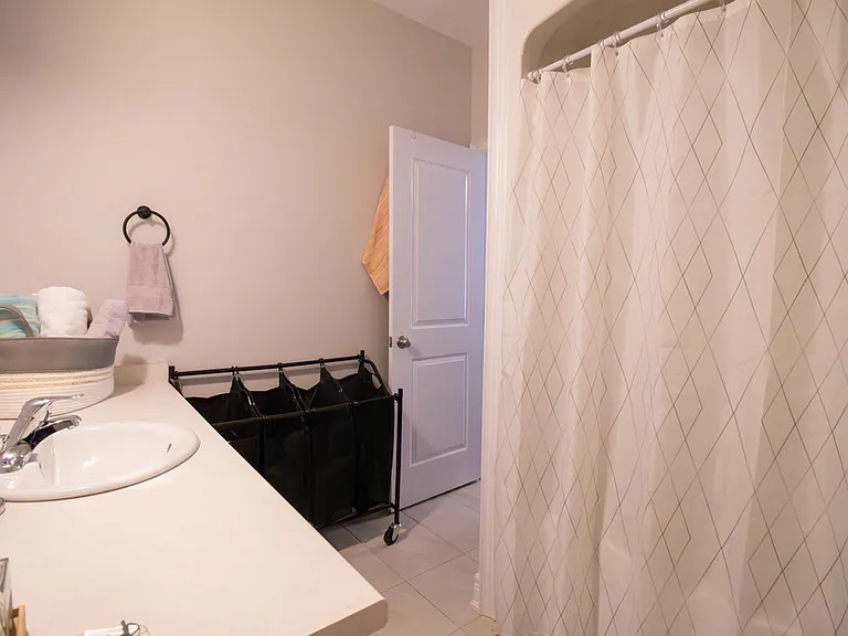 441 Viking St — Photo 13