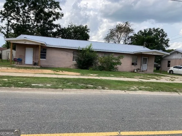 207 & 209 Hudson St, Dublin, GA 31021