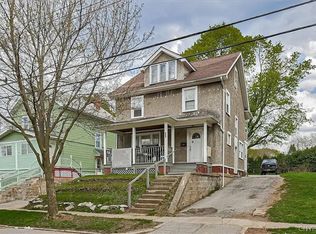 104 Baycliff Dr, Rochester, NY 14609