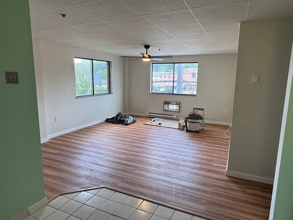 2 bed, 836 sqft, $2,500 — Photo 1