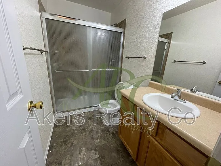 746 S Legend Ln — Photo 13