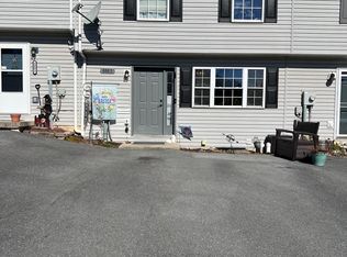 8885 Picadilly Cir, Waynesboro, PA