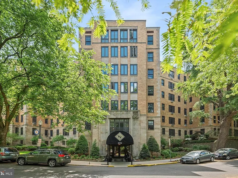 2032 Belmont Rd NW #123 — Photo 18