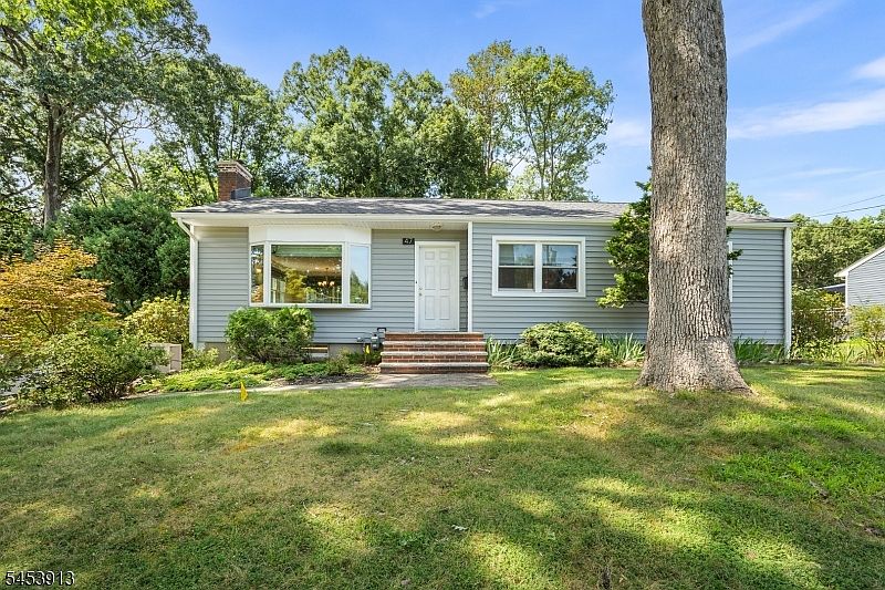 1st image of 47 Ferncliff Rd