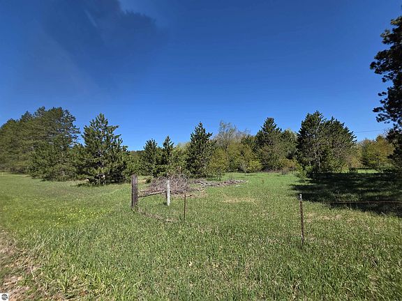 2nd image of Vl 2 Acres Arnold Rd