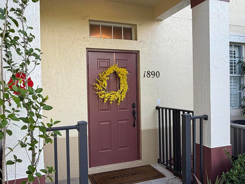 1st image of 1890 SE Interlachen Drive
