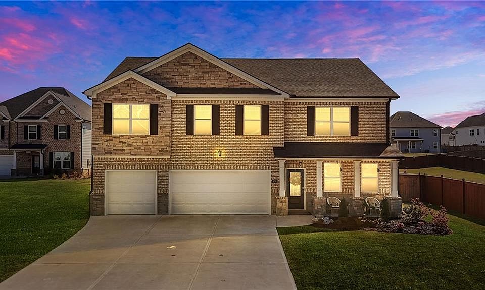 1st image of 458 Blue Juniper Cir