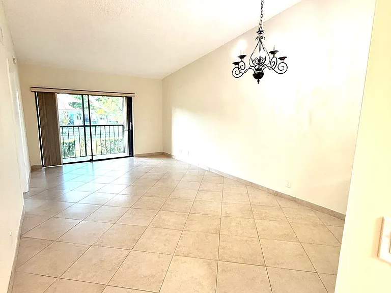 6649 Somerset Dr #205 — Photo 15