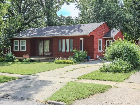 3010 Madison Ave, Des Moines, IA 50310
