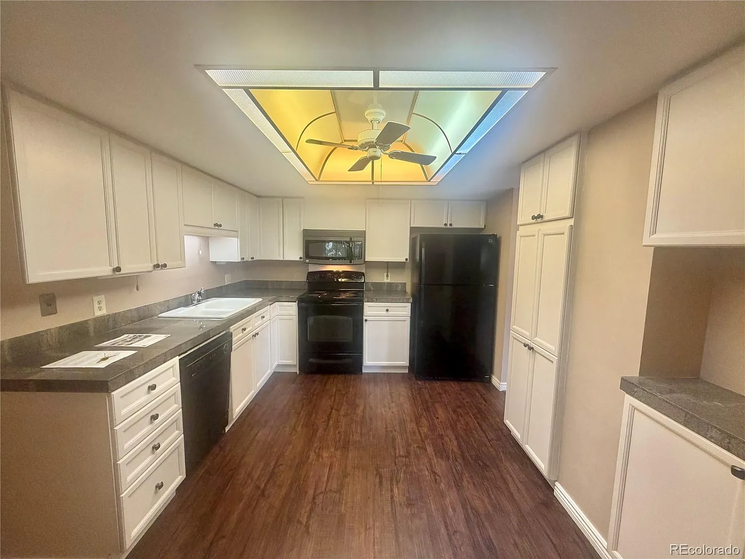 Somerset — Photo 1